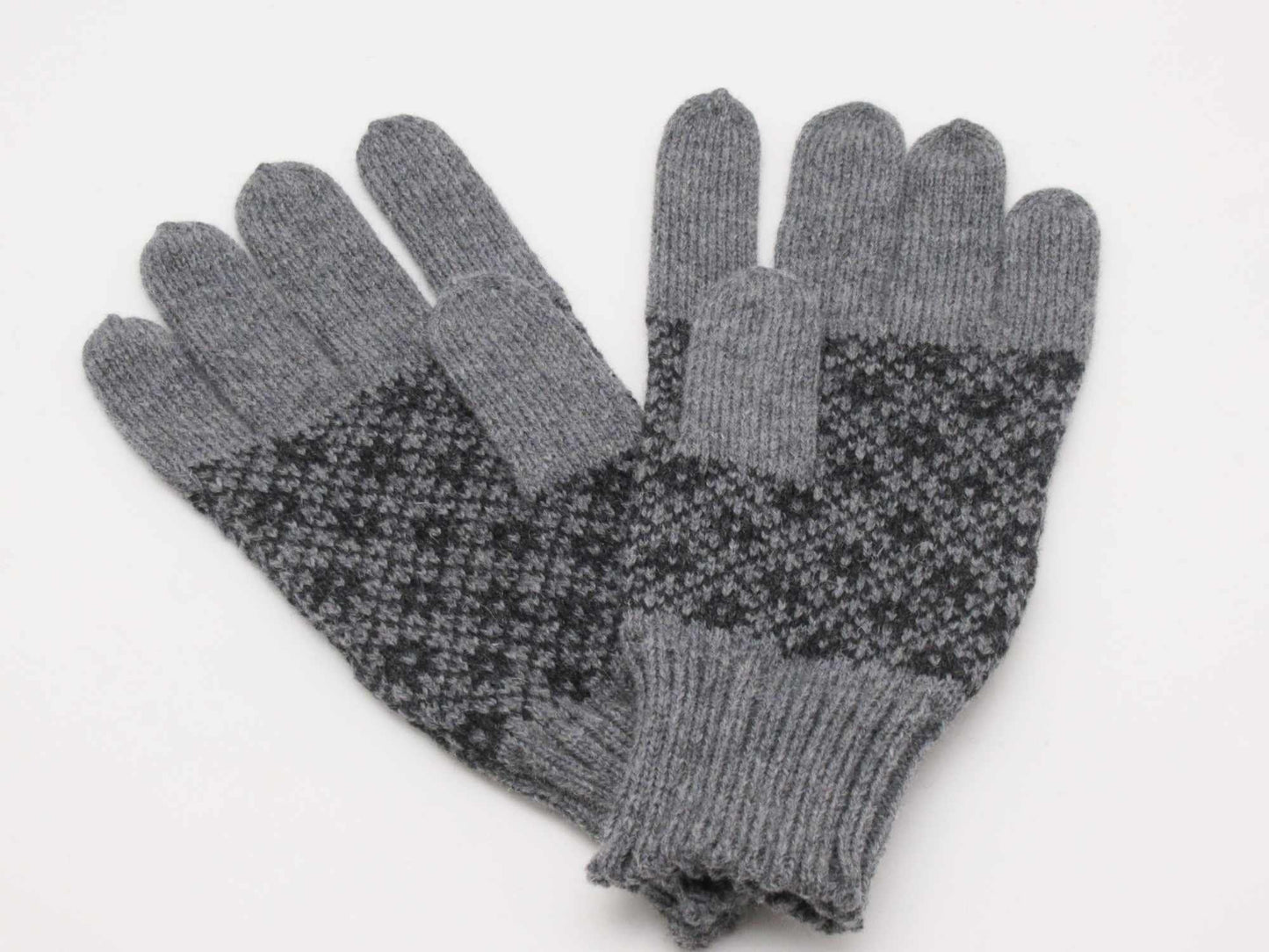 Men's Knitted Wool Gloves in Light Gray.