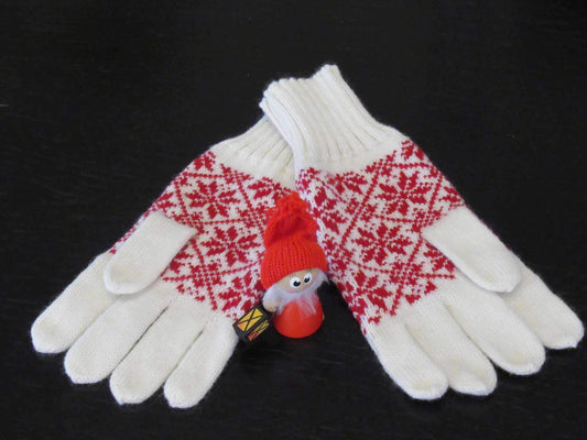 Knitted Wool Gloves in White and Red Stars.